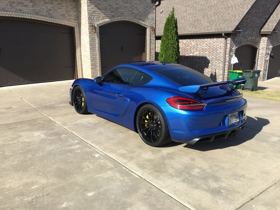 2016 Porsche 981 Cayman GT4 - Image 3 of 31