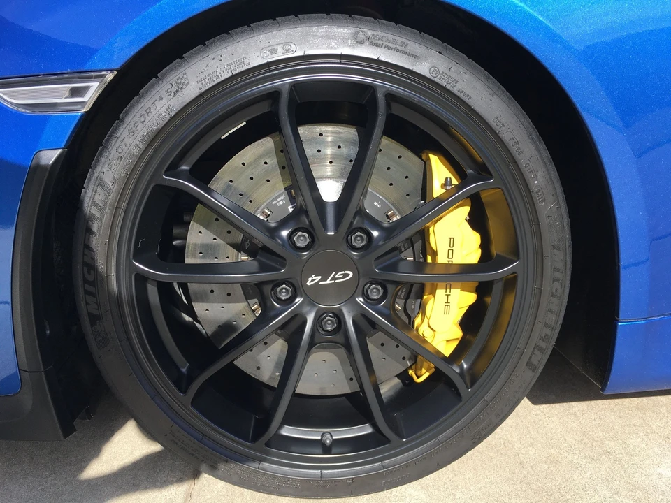 2016 Porsche 981 Cayman GT4 - Image 10 of 31
