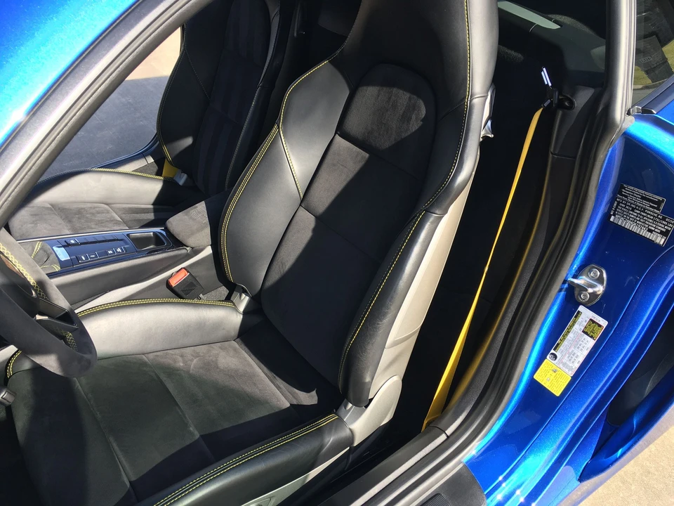 2016 Porsche 981 Cayman GT4 - Image 17 of 31