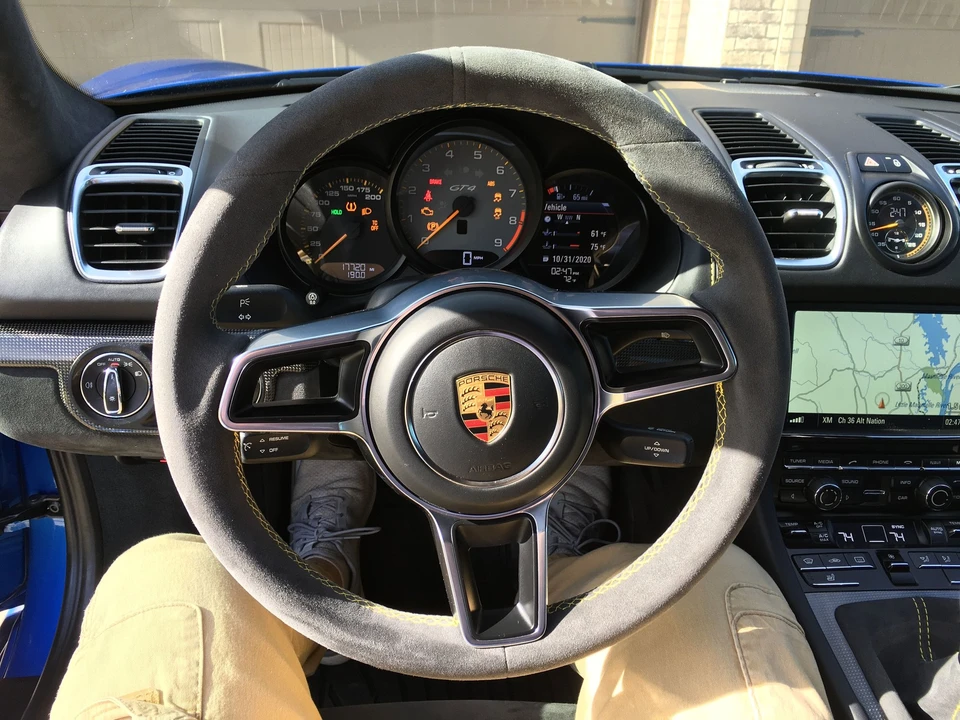 2016 Porsche 981 Cayman GT4 - Image 30 of 31