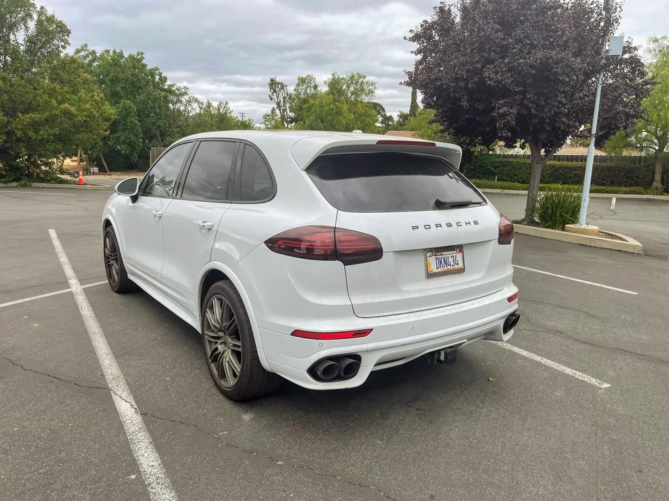 2016 Porsche 958 Cayenne GTS - Image 8 of 21