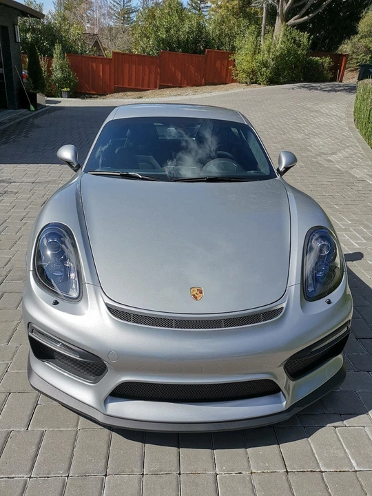 2016 Porsche 981 Cayman GT4 - Image 2 of 10