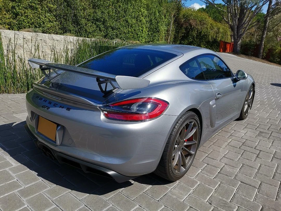 2016 Porsche 981 Cayman GT4 - Image 4 of 10