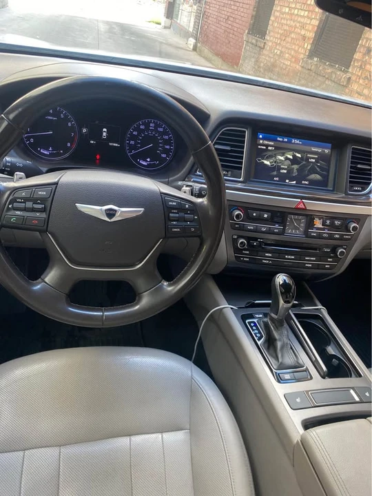 2016 Genesis G80 - Image 10 of 13