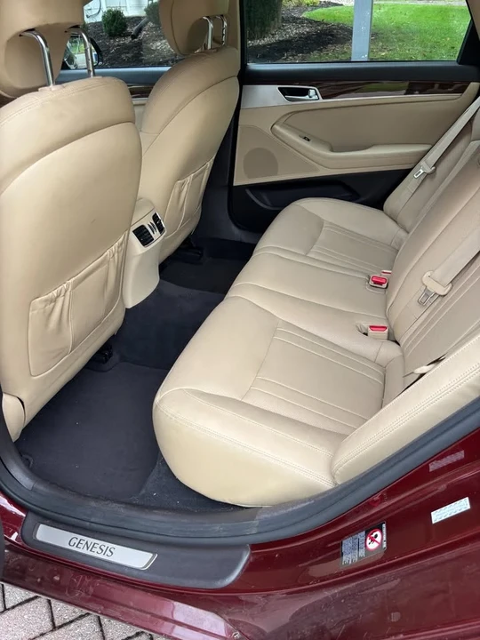 2016 Hyundai Genesis - Image 8 of 8
