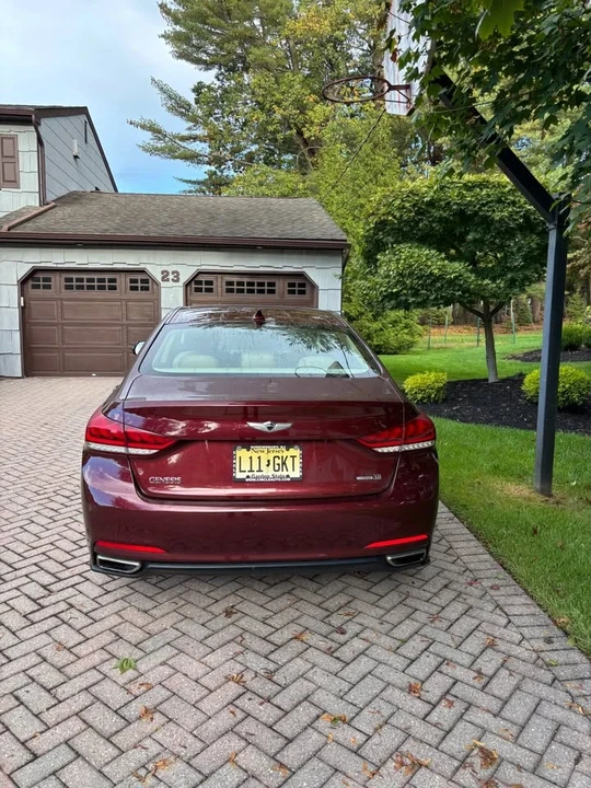 2016 Hyundai Genesis - Image 3 of 8