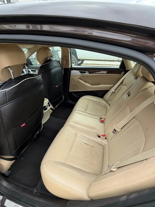 2016 Hyundai Genesis - Image 7 of 9