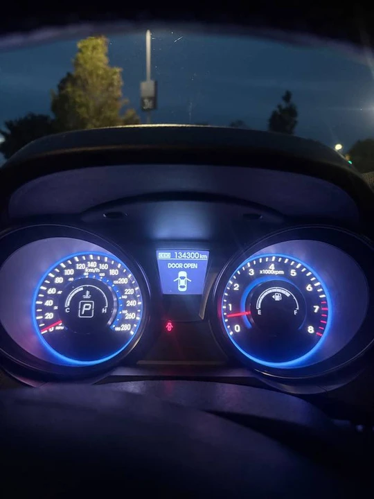2016 Hyundai Genesis Coupe - Image 8 of 10