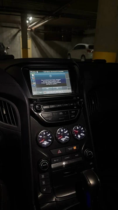 2016 Hyundai Genesis Coupe - Image 13 of 16