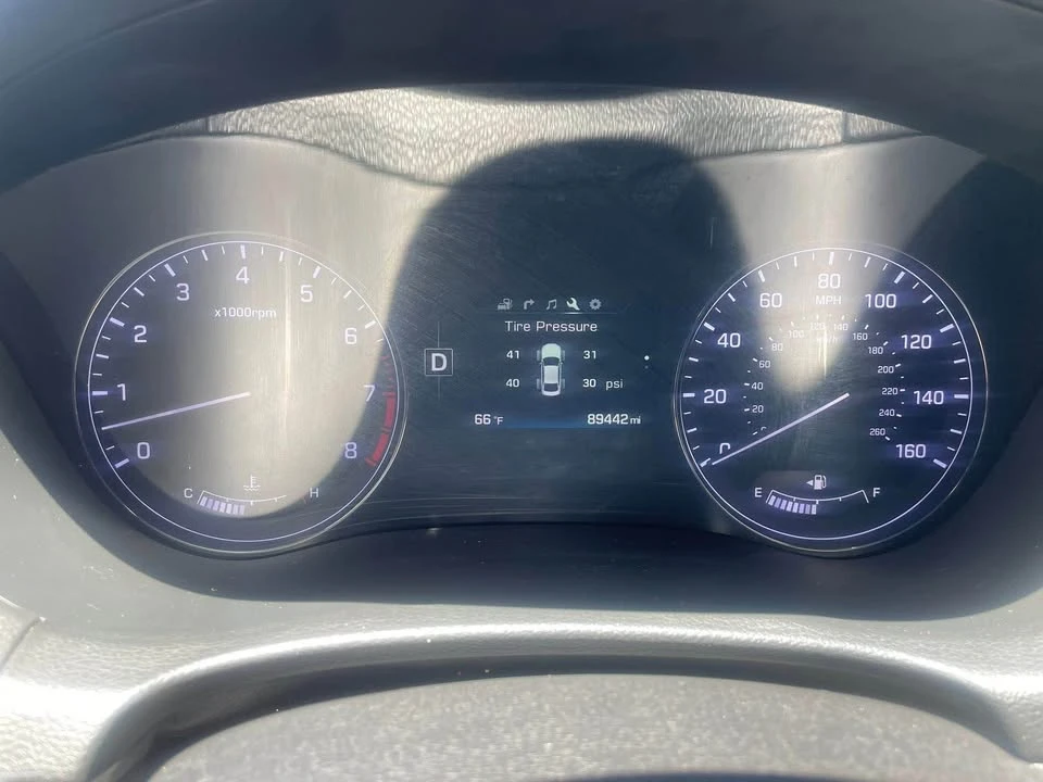 2016 Genesis G80 - Image 3 of 3