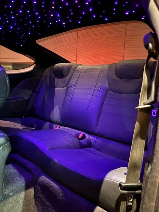 2016 Genesis - Image 13 of 14
