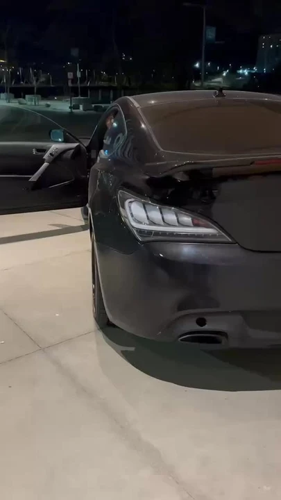2016 Genesis - Image 16 of 16
