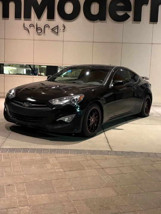 2016 Genesis - Image 5 of 16