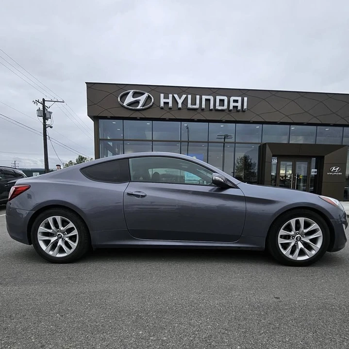 2016 Hyundai Genesis - Image 20 of 20