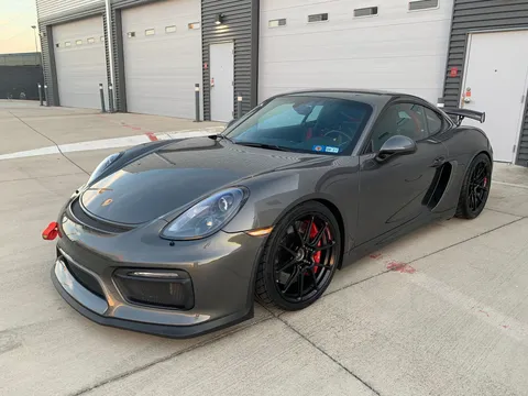 2016 Porsche Cayman GT4
