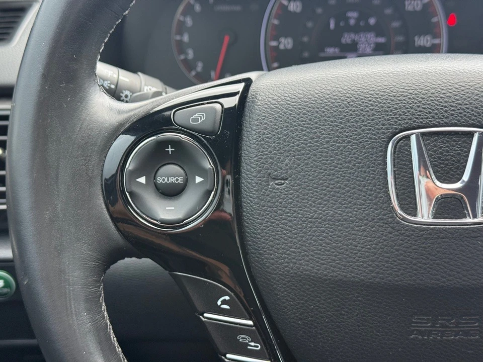 2016 Honda Accord 9th Gen - Image 16 of 21