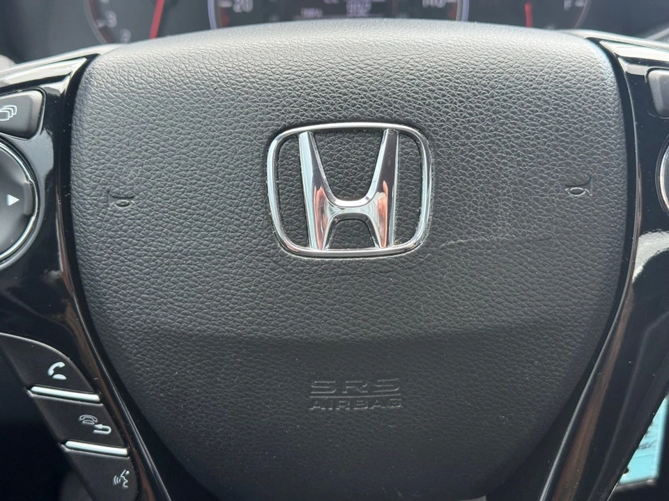 2016 Honda Accord 9th Gen - Image 17 of 21
