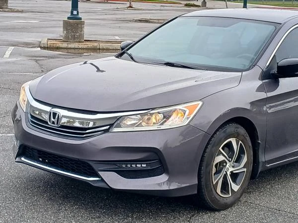 2016 Honda Accord 9th Gen - Image 6 of 15