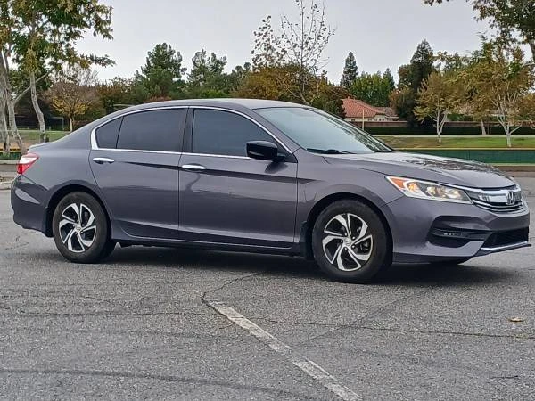 2016 Honda Accord 9th Gen - Image 10 of 15