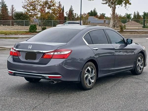 2016 Honda Accord 9th Gen - Image 4 of 15