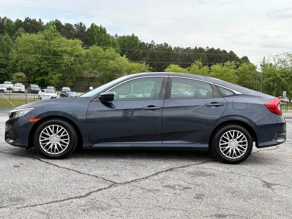 2016 Honda Civic 10th Gen - Image 3 of 10