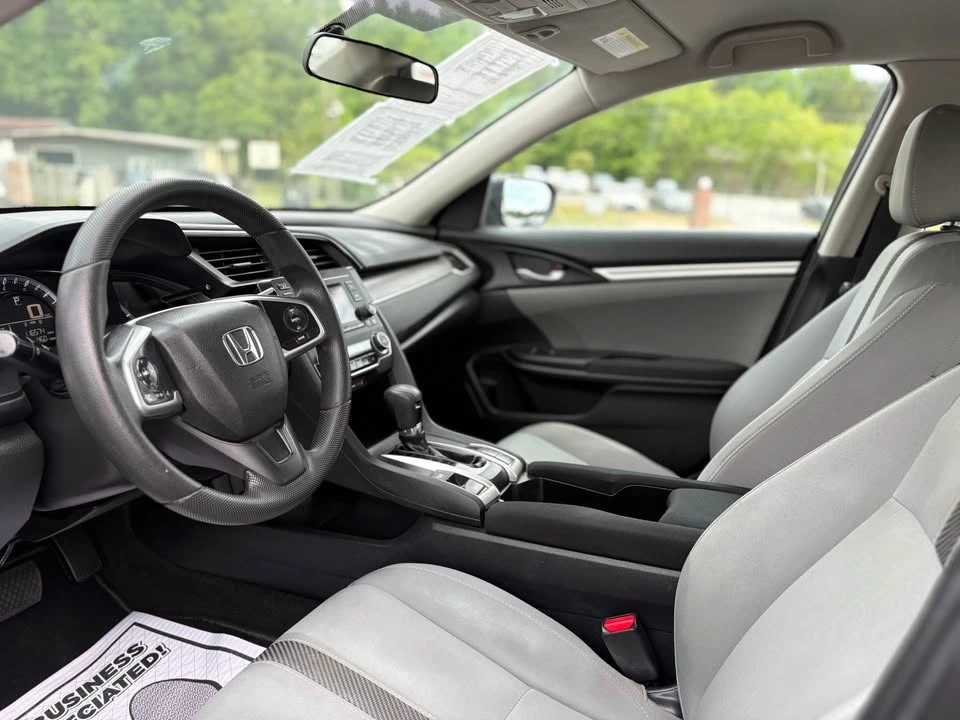 2016 Honda Civic 10th Gen - Image 8 of 10