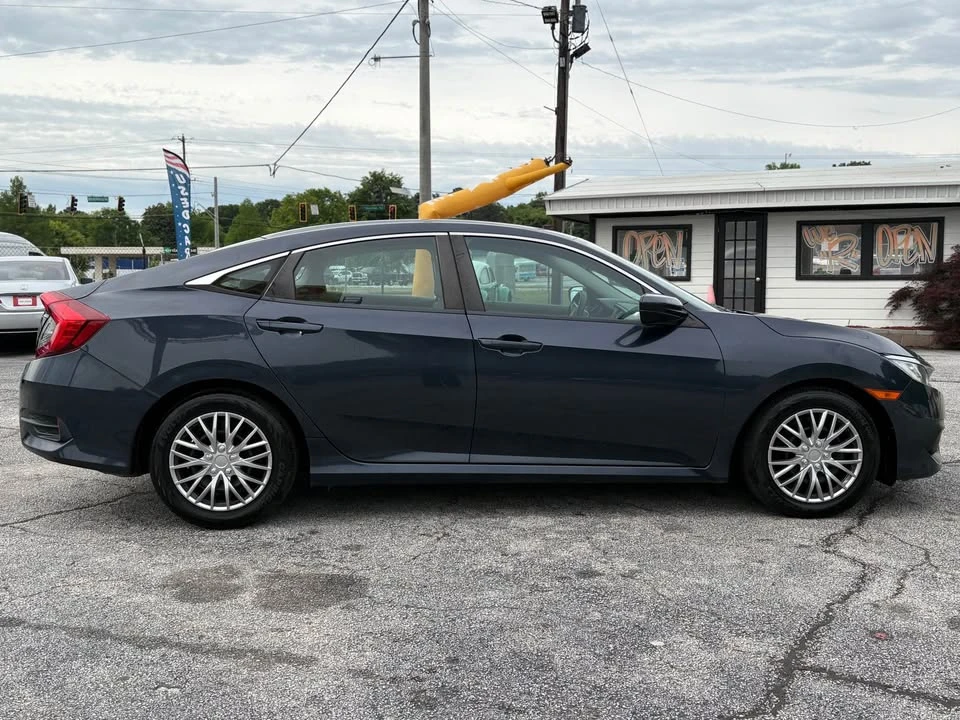 2016 Honda Civic 10th Gen - Image 2 of 10