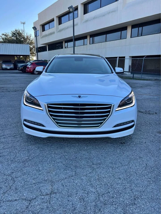 2016 Hyundai Genesis - Image 2 of 7