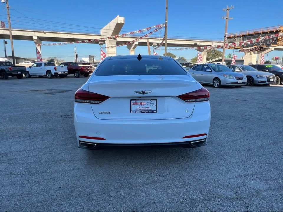 2016 Hyundai Genesis - Image 4 of 7