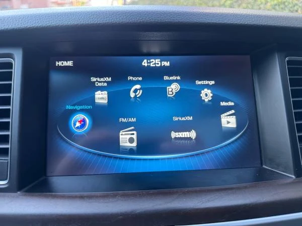 2016 Hyundai Genesis - Image 14 of 16