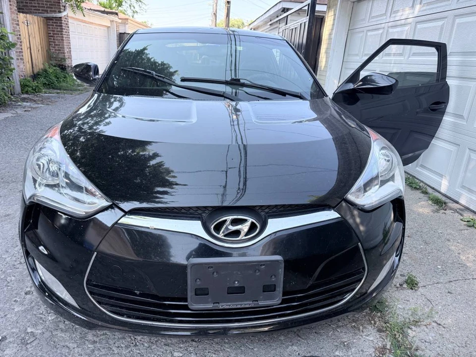 2016 Hyundai Veloster - Image 14 of 19