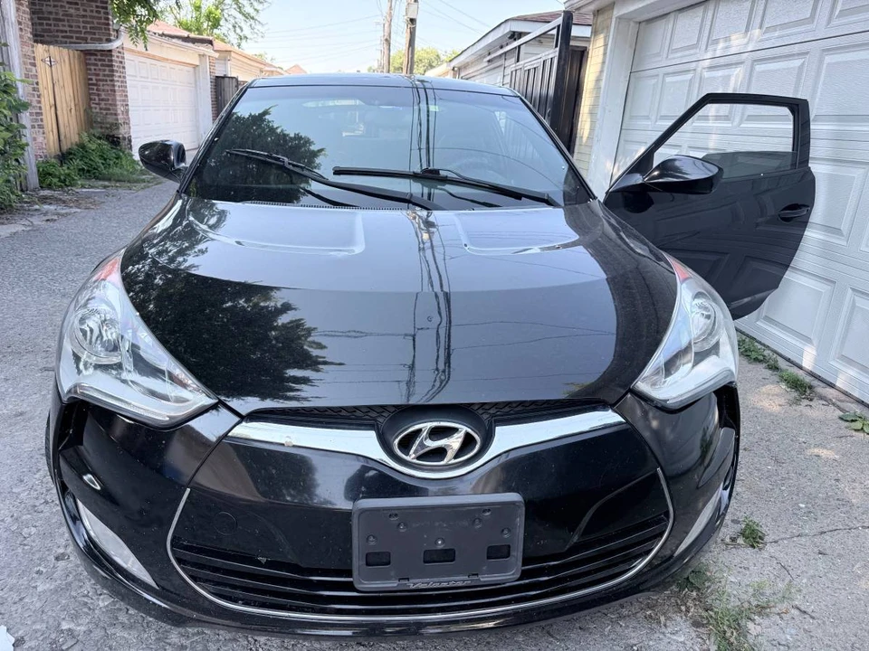 2016 Hyundai Veloster - Image 11 of 19
