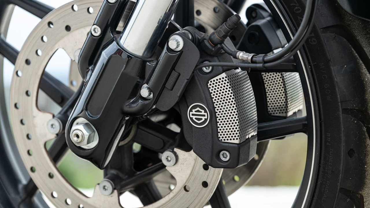 2016 Harley-Davidson V-Rod - Image 19 of 30