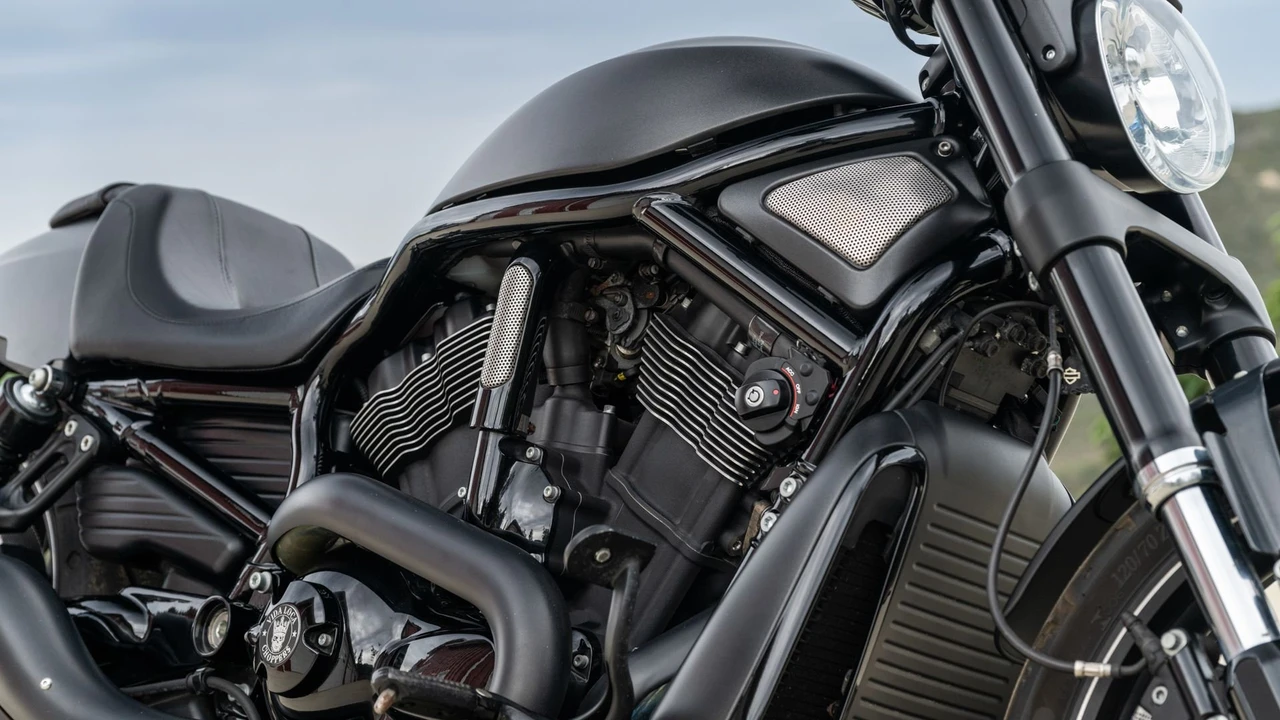 2016 Harley-Davidson V-Rod - Image 26 of 30