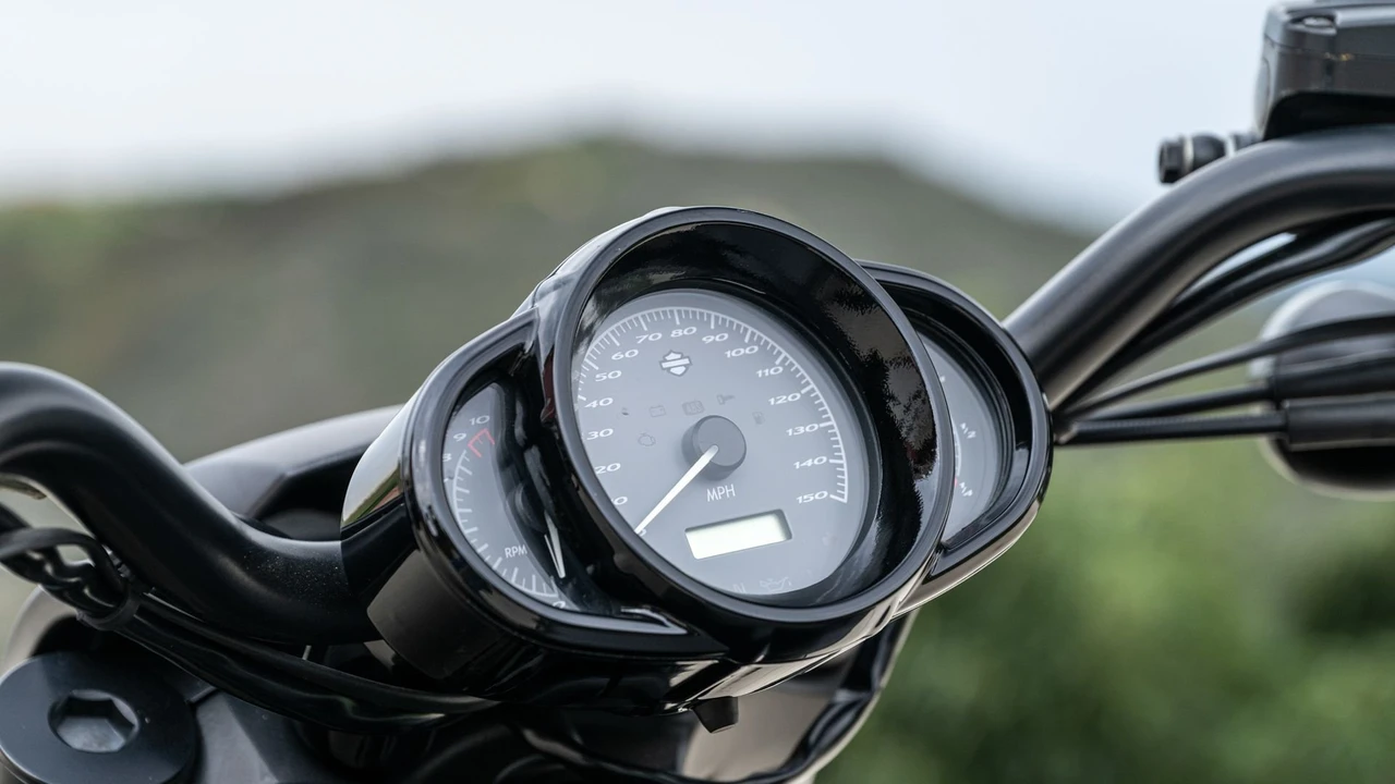 2016 Harley-Davidson V-Rod - Image 17 of 30