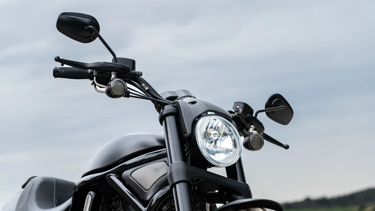 2016 Harley-Davidson V-Rod - Image 7 of 30