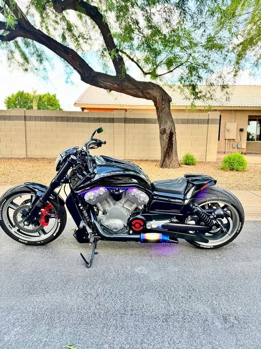 2016 Harley-Davidson V-Rod - Image 5 of 14