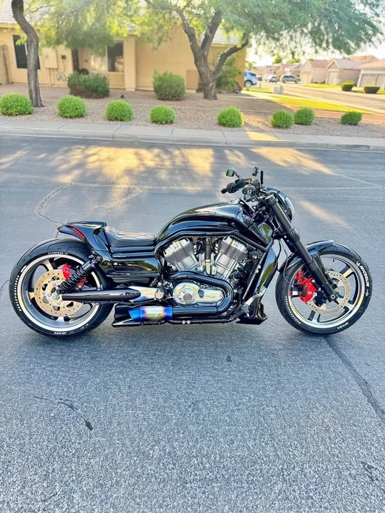 2016 Harley-Davidson V-Rod - Image 10 of 14
