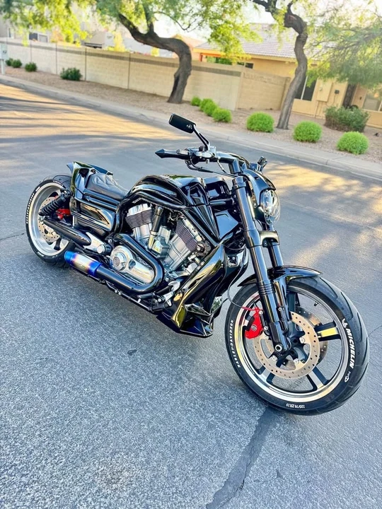 2016 Harley-Davidson V-Rod - Image 11 of 14