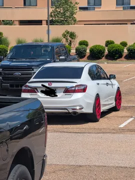 2016 Honda Accord 9th Gen - Image 2 of 3