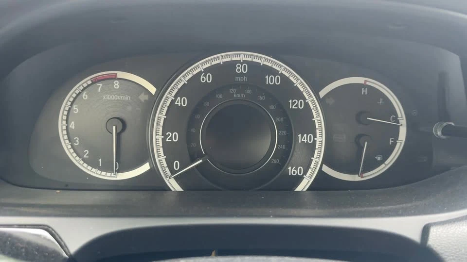 2016 Honda Accord 9th Gen - Image 10 of 10