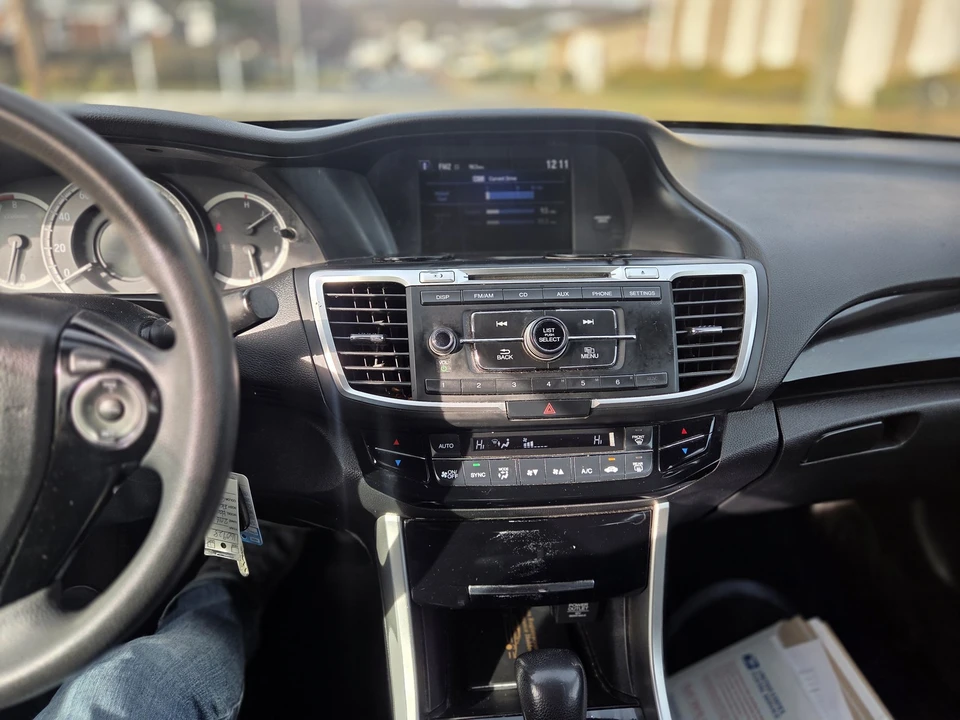 2016 Honda Accord 9th Gen - Image 21 of 21