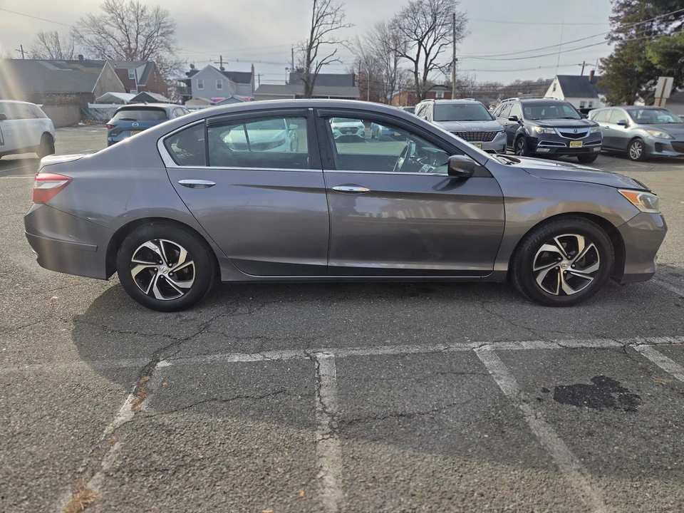 2016 Honda Accord 9th Gen - Image 7 of 21
