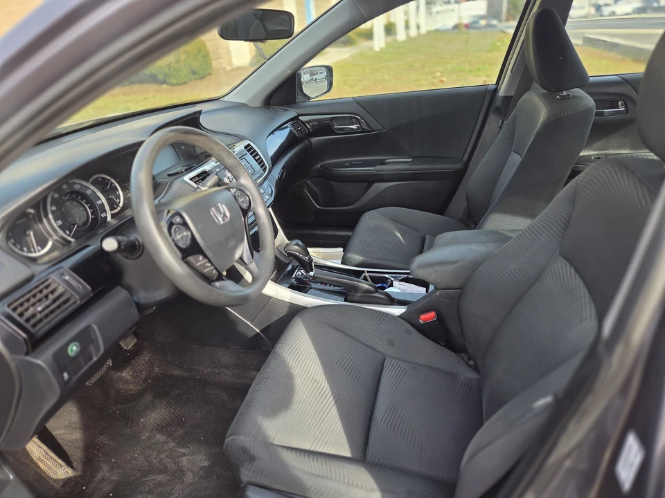 2016 Honda Accord 9th Gen - Image 12 of 21