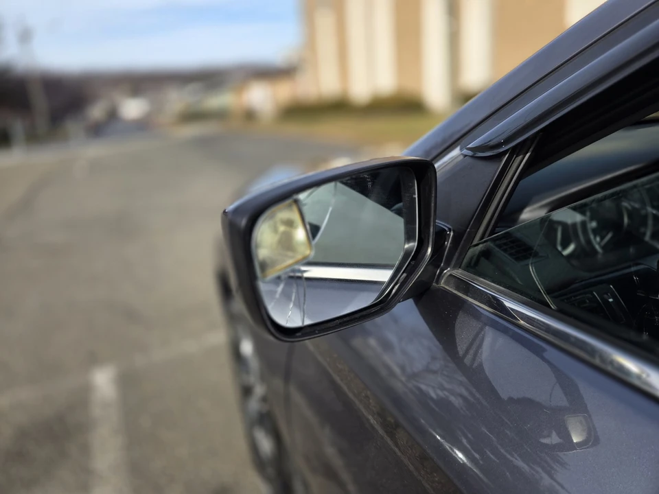 2016 Honda Accord 9th Gen - Image 11 of 21