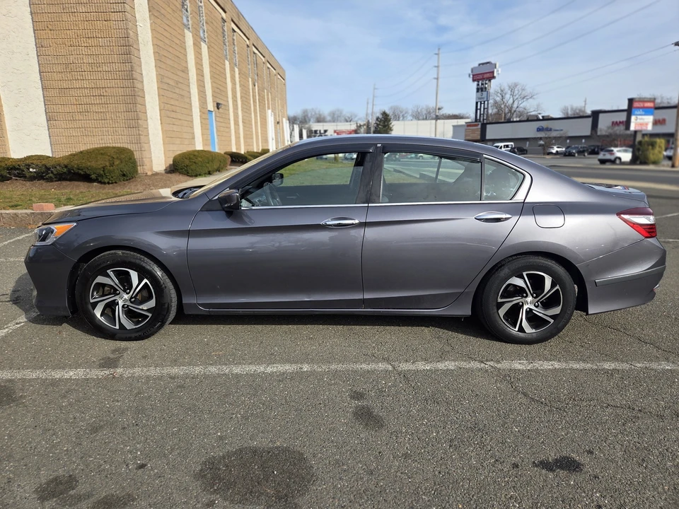 2016 Honda Accord 9th Gen - Image 3 of 21