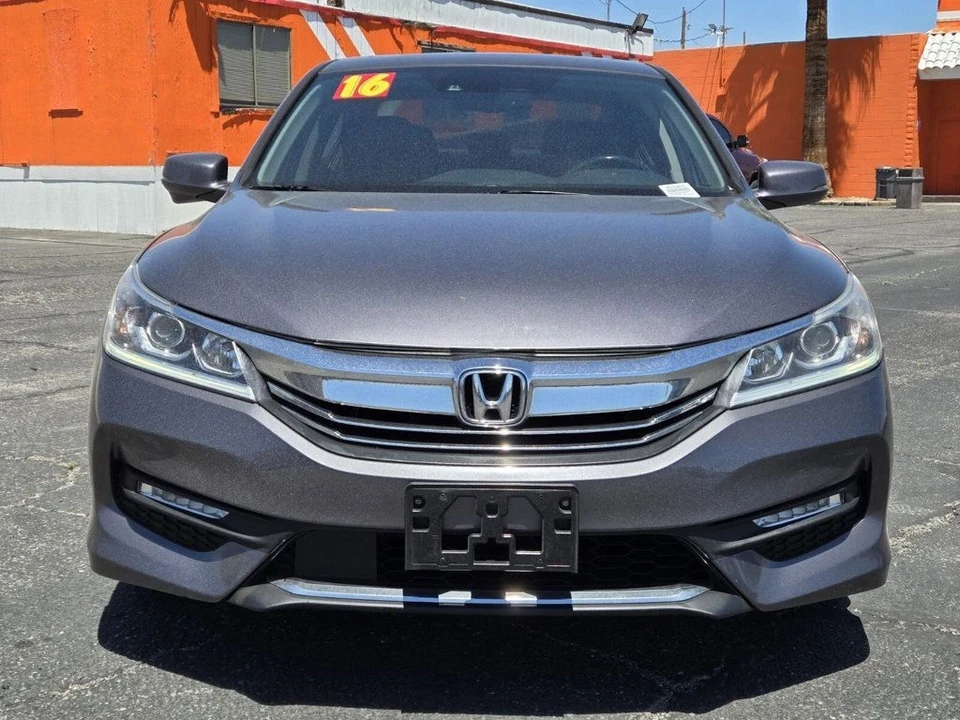 2016 Honda Accord 9th Gen - Image 5 of 21