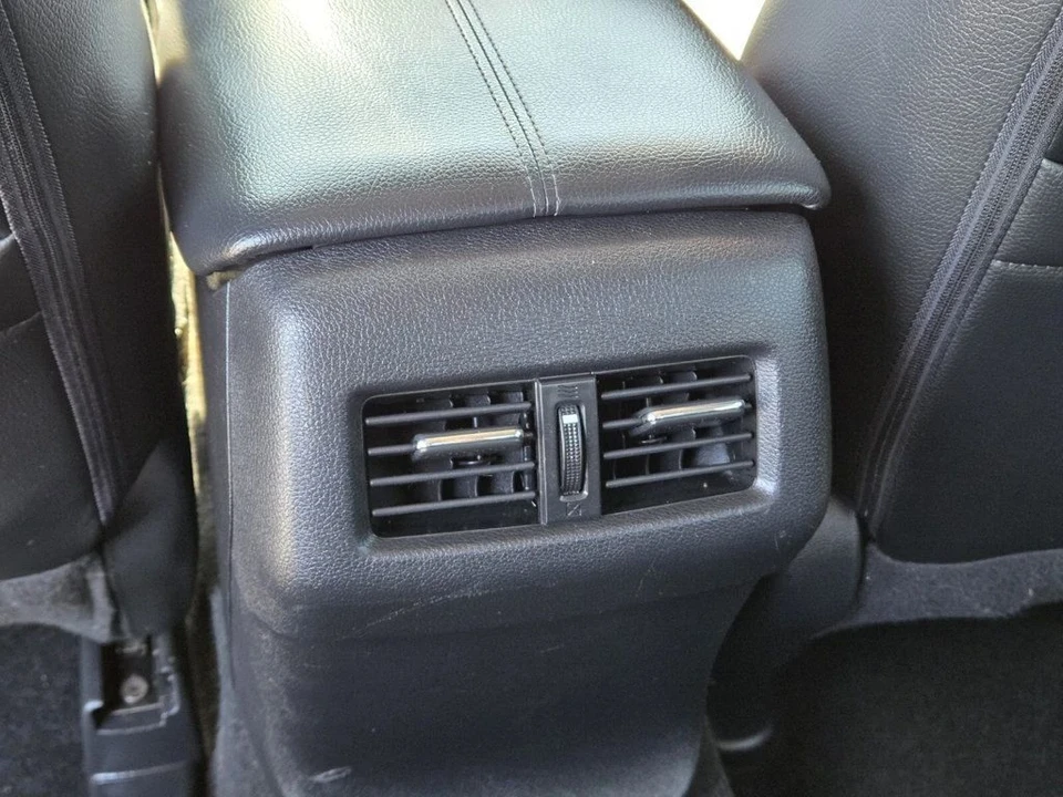 2016 Honda Accord 9th Gen - Image 9 of 21