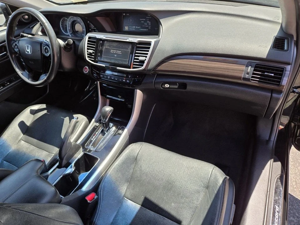 2016 Honda Accord 9th Gen - Image 13 of 19
