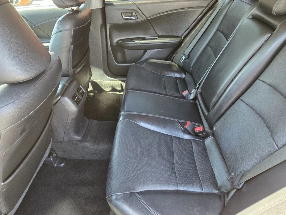 2016 Honda Accord 9th Gen - Image 8 of 19